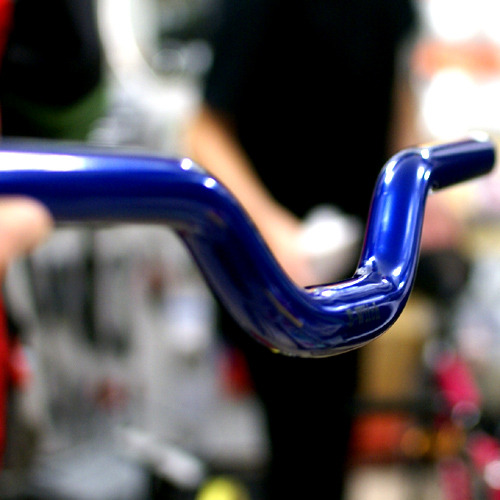 [BYCLIPSE ONLY] B-Witch Tokyo - Riser Handlebar [Blue] 
