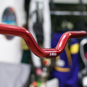 [BYCLIPSE ONLY] B-Witch Tokyo - Riser Handlebar [Red]
